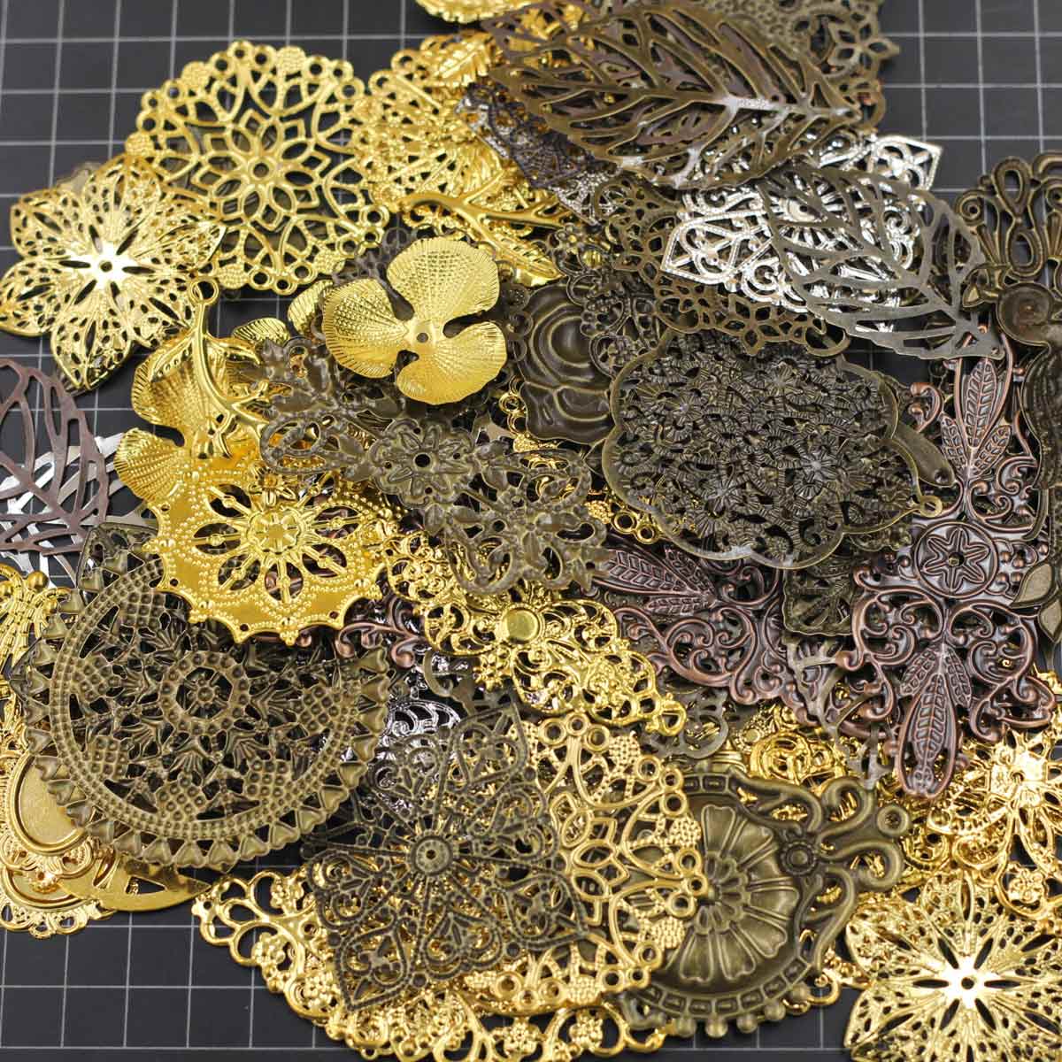 装飾コネクタランダム混合三角形花柄フィリグリーラップ合金クラ - Craft Embellishments のレビューと価格