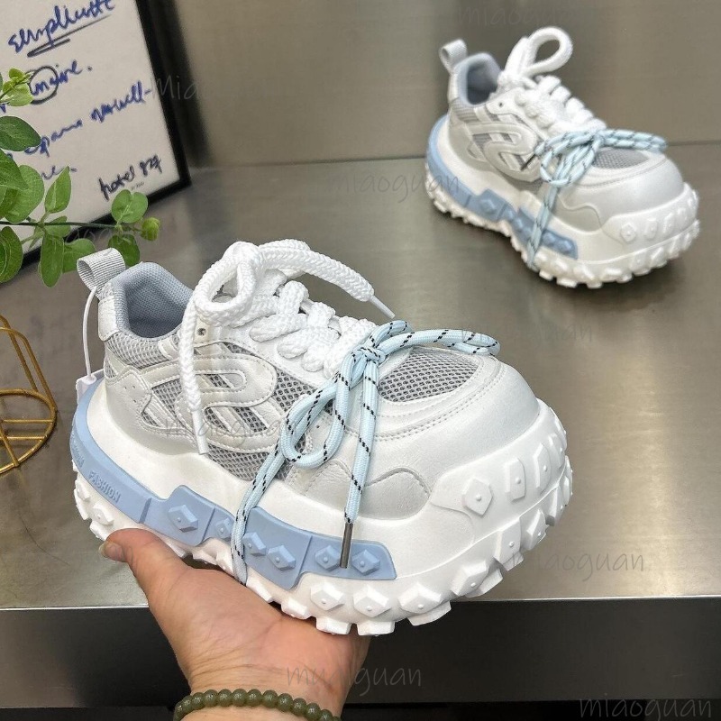 レディースチャンキープラットフォームダッドスニーカー、通気性 - Guipure Lace Panel のレビューと価格