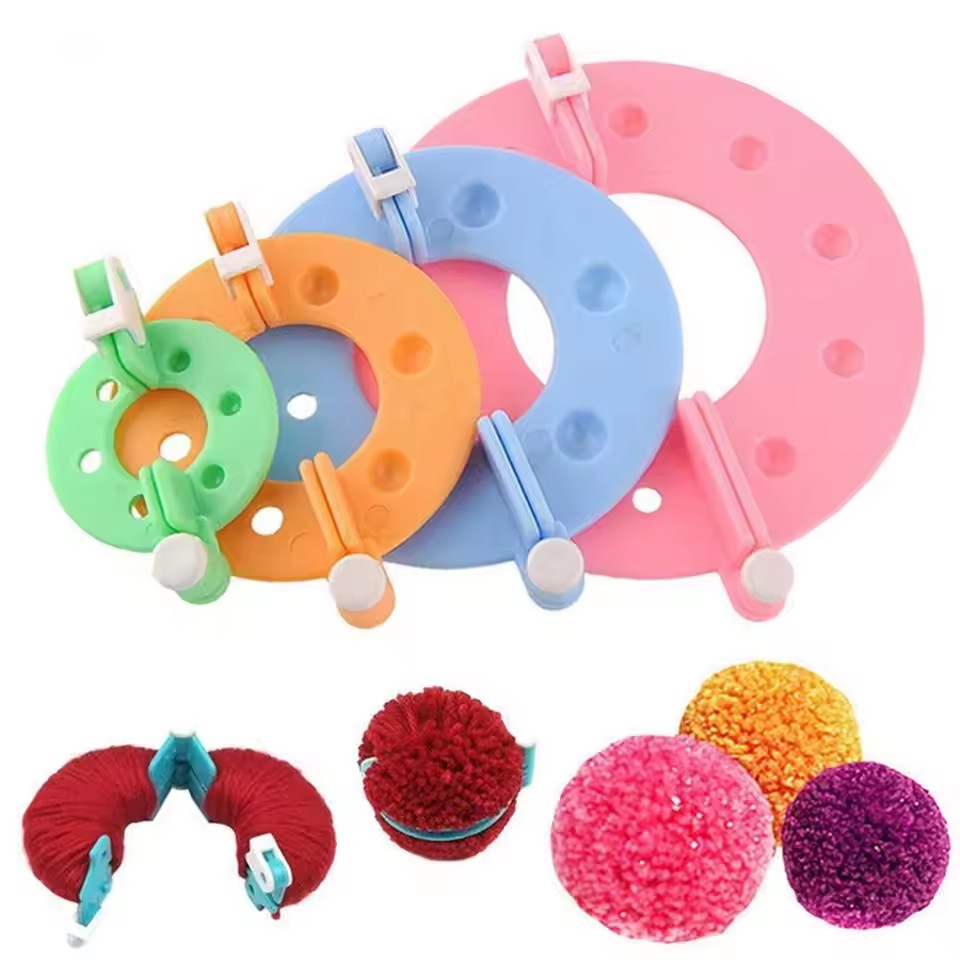 8個入り 4サイズ フラッフボール ウィーバー ポンポンメー - Pom Pom Maker Tool のレビューと価格